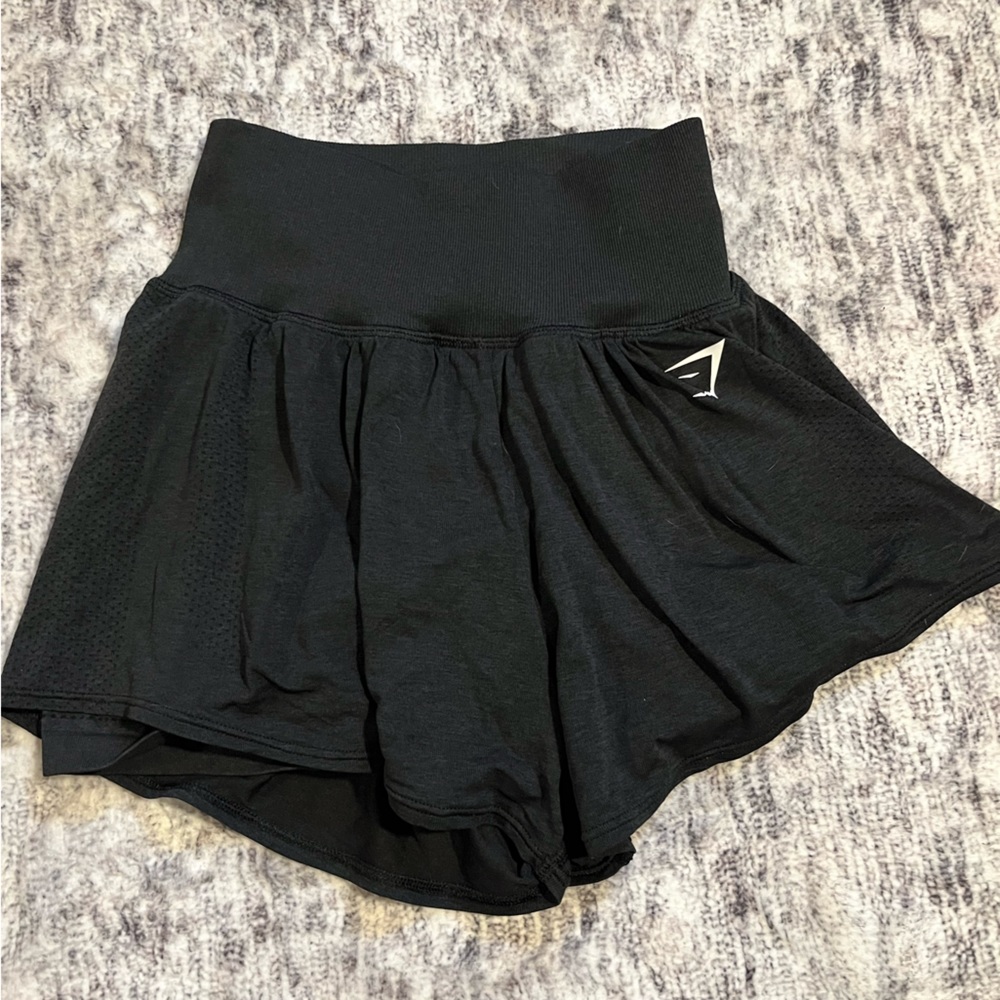 BLACK GYMSHARK SKORT